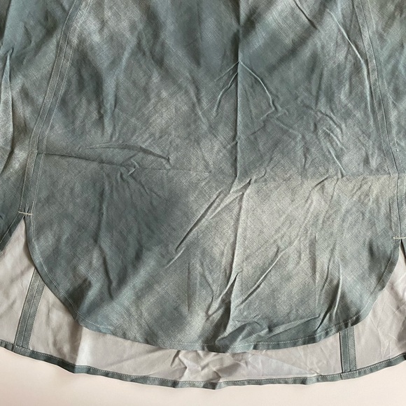 NWOT ATHLETA Zerphyr PrintTank - Picture 3 of 6